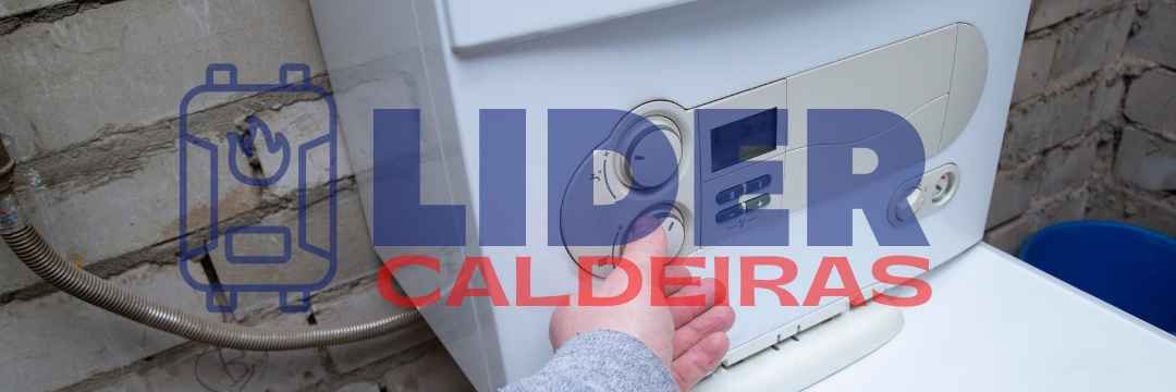 Caldeira não aquece água sendo reparada